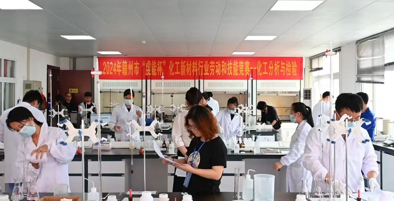 技能竞赛大舞台，匠心筑梦赢未来